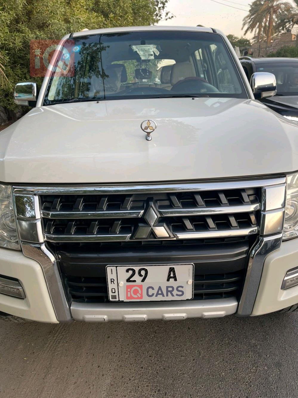 ميتسوبيشي باجيرو